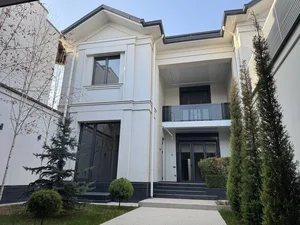 Фото 1 Дом в Юнус-абад р-н Зенит