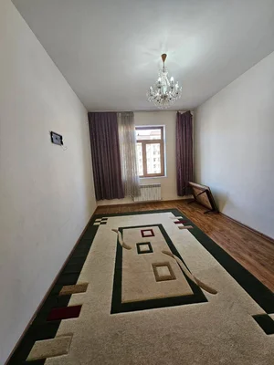 Фото 1 Квартира в Мирзо-улугбекский р-н Паркентский Макро