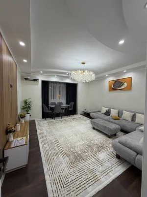 Фото 1 3-комн. квартира в Истилбол