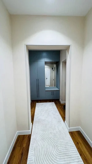 Фото 3 4-комн. квартира в Мирабадский