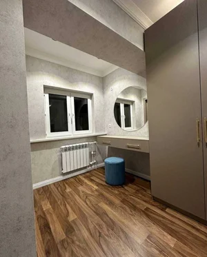 Фото 8 4-комн. квартира в метро Косманавтов