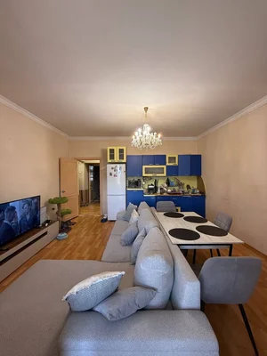 Фото 2 4-комн. квартира в ул.С.Азимова