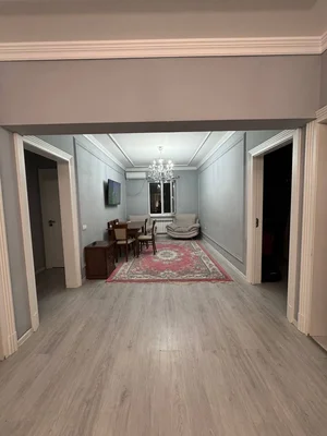 Фото 1 4-комн. квартира в Мирабадском районе