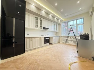 Фото 1 3-комн. квартира в Мирабадском районе