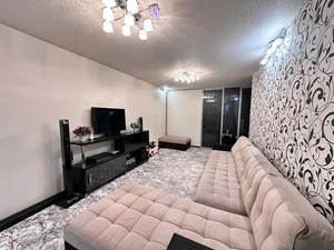 Фото 1 3-комн. квартира в Экобазар