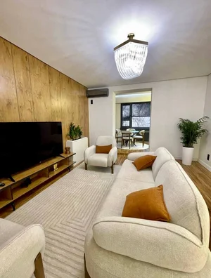 Фото 1 4-комн. квартира в ЦУМ