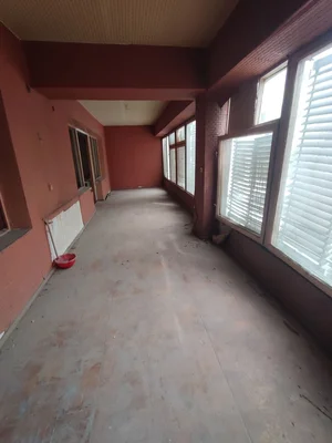 Фото 3 5-комн. квартира в Дружба Народов