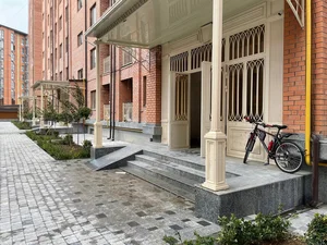 Фото 1 2-комн. квартира в Мирзо-Улугбекском районе