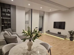 Фото 2 3-комн. квартира в Mirabad Avenue