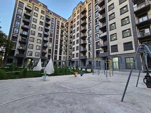 Фото 1 2-комн. квартира в Тезикова