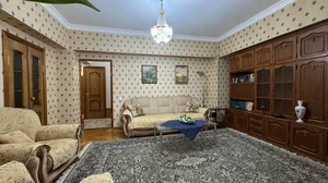 Фото 2 2-комн. квартира в ЦУМ