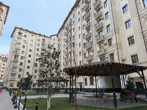 Фото 1 3-комн. квартира в Басри Баба