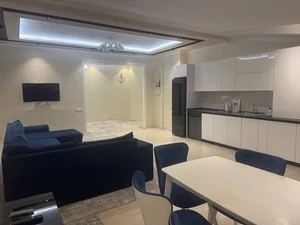 Фото 1 3-комн. квартира в Госпитальный