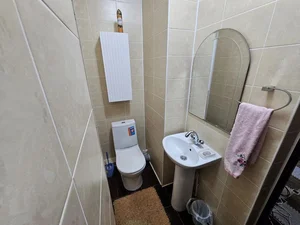 Фото 1 3-комн. квартира в Хамид Алимджан