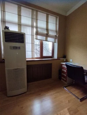 Фото 3 2-комн. квартира в центре