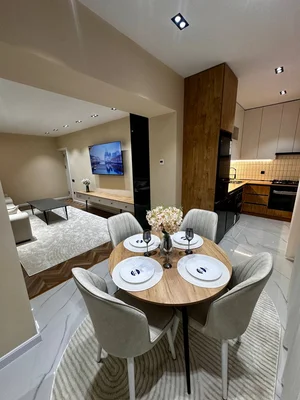 Фото 1 3-комн. квартира в Свердловская на Ц-5