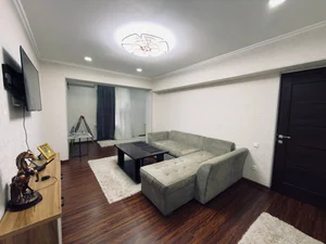 Фото 2 2-комн. квартира в Свердловская на Ц-5