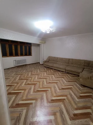 Фото 1 3-комн. квартира в Юнусабад