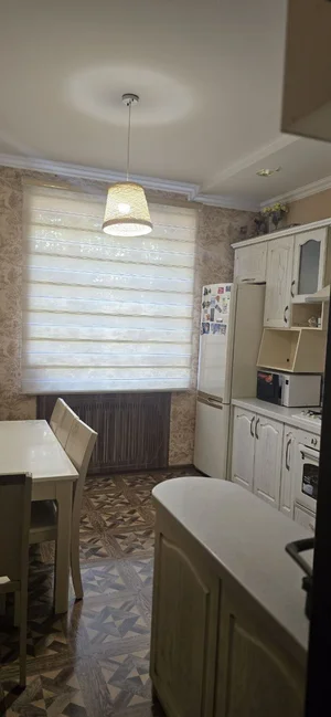 Фото 1 3-комн. квартира в Мирабадском районе