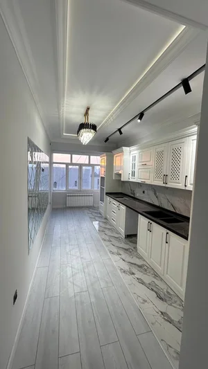 Фото 1 4-комн. квартира в центре города