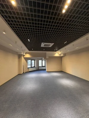 Фото 1 Офис в бизнес центре в Мирабадском районе