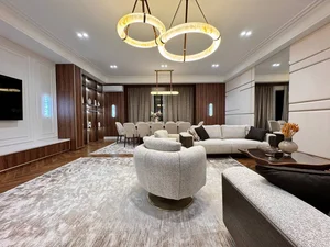 Фото 1 5-комн. квартира в Мирабадском районе