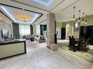 Фото 3 4-комн. квартира в Банкетный зал-Яккасарай