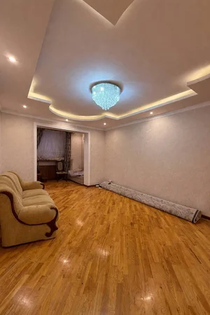 Фото 1 5-комн. квартира в Бон