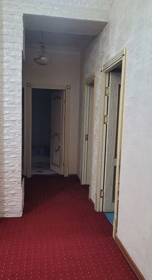 Фото 4 3-комн. квартира в Дружба