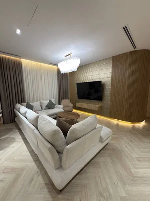 Фото 1 3-комн. квартира в Мирабад Авеню