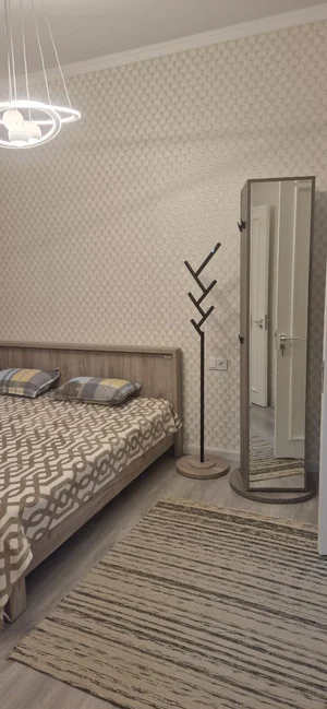 Фото 3 3-комн. квартира в Гарденс