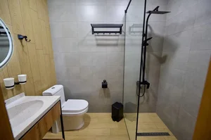 Фото 10 10-комн. квартира в Транспортный университет