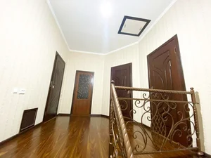 Фото 4 Дом в Мирабадском районе