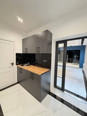 Фото 2 Коммерция в Ганга / Жангох