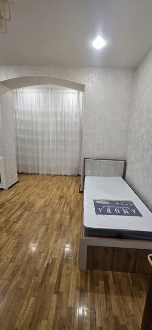 Фото 3 4-комн. квартира в Миробод