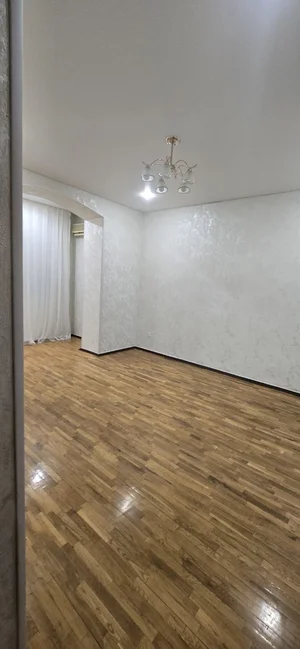 Фото 6 4-комн. квартира в Миробод