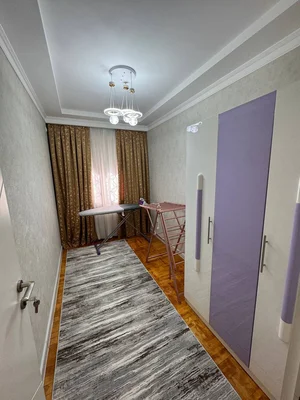 Фото 2 3-комн. квартира в Мирабатский улица