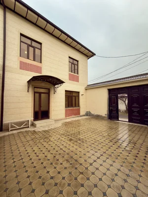 Фото 2 Дом в Аэропорт