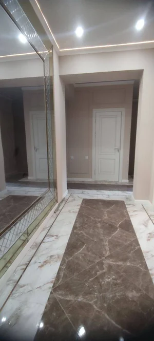 Фото 3 5-комн. квартира в элитном районе