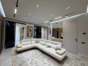 Фото 2 3-комн. квартира в Мемориал Братские