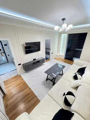 Фото 2 3-комн. квартира в Парламент