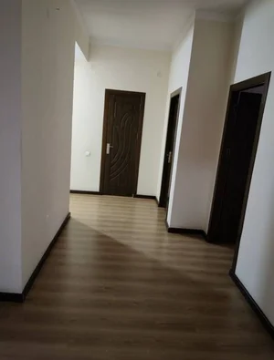 Фото 2 3-комн. квартира в Военный городок