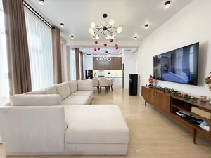 Фото 1 3-комн. квартира в Корзинка Авиатор