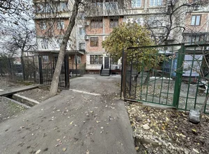 Фото 2 3-комн. квартира в Мирабадском районе