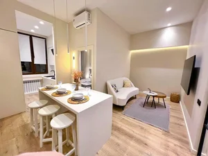 Фото 2 2-комн. квартира в Реал Хаус Ц2