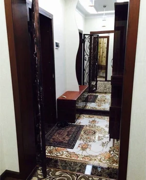 Фото 3 3-комн. квартира в Мирабаде