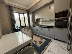 Фото 1 3-комн. квартира в Узбегим