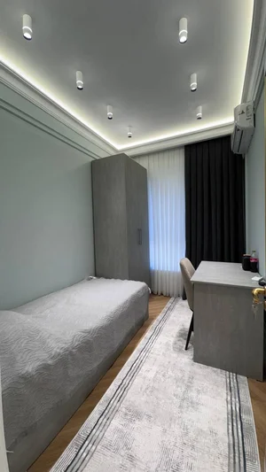 Фото 3 4-комн. квартира в ТРЦ High Town