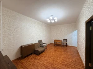 Фото 1 2-комн. квартира в Юнусабад 15-квартал