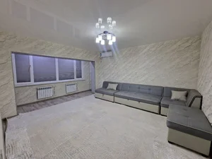 Фото 1 4-комн. квартира в Универсам базар